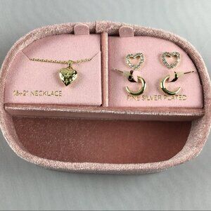 Fine Silver Plated Golden Tone Necklace and Earrings Set MSRP $50